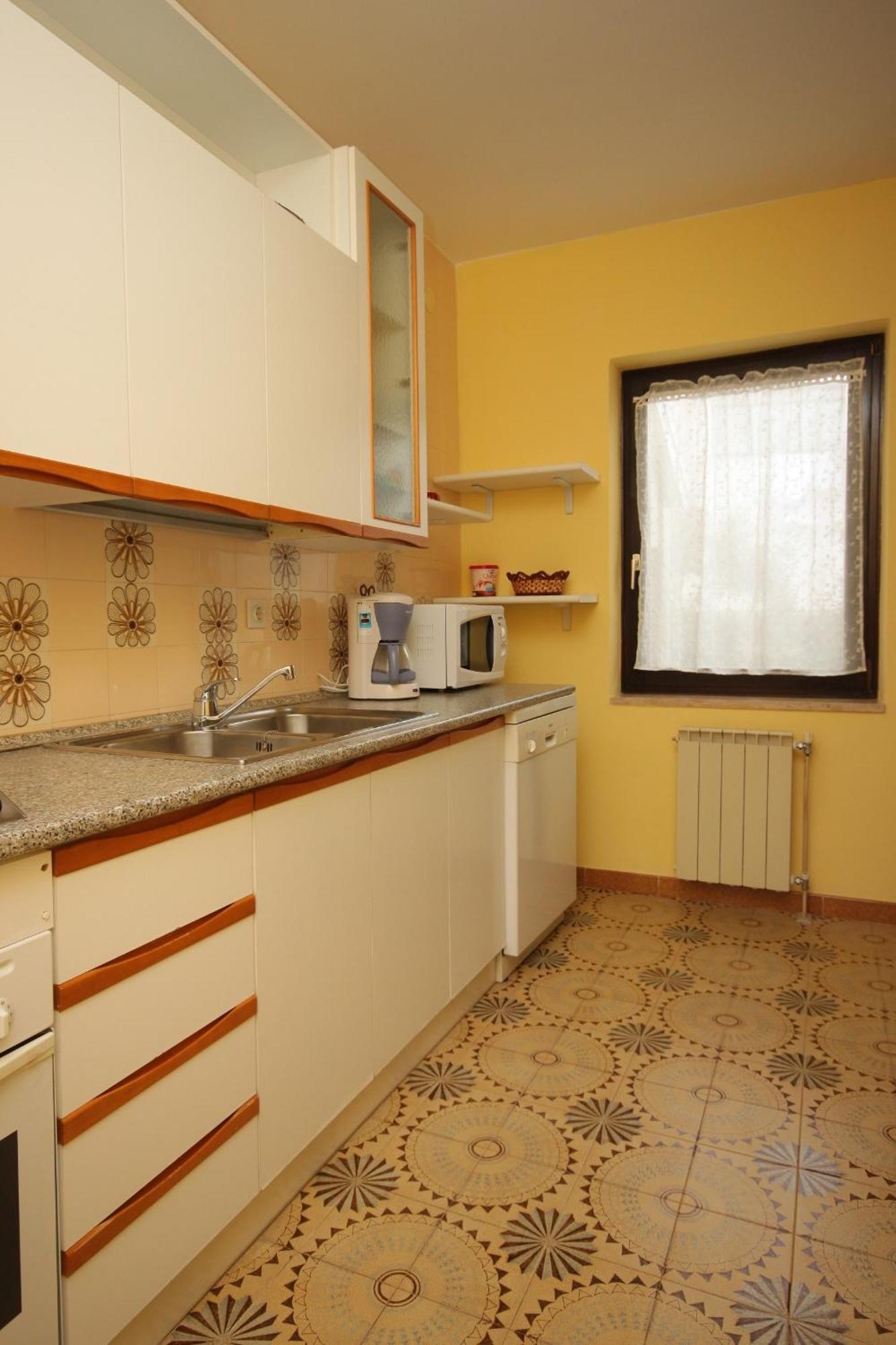 With A Parking Space - 7060 Apartmán